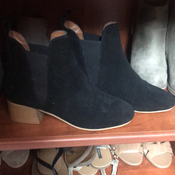 Topshop Shoes - Black booties (only worn once)